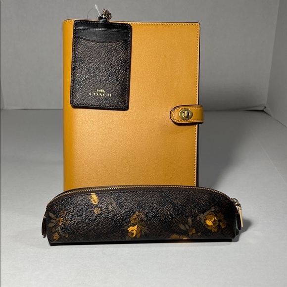 Coach Notebook Id LanyardPencil Case